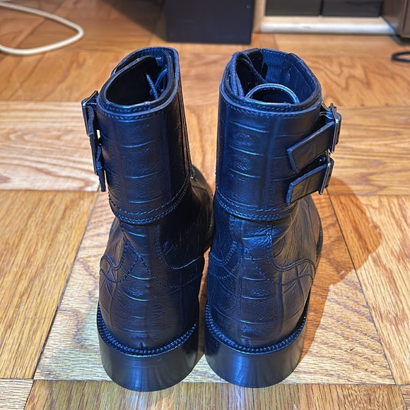 YSL Saint Laurent Crocodile Embossed Leather Combat Lace Up Boots - Picture 4 of 7